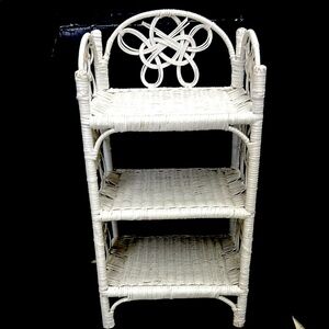 Vintage 70’s white wicker 16 x12 x31 handcrafted ornate three tiered shelf unit